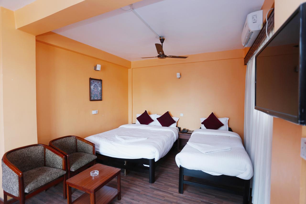 Bishwonath Hotel Kathmandu Exterior photo